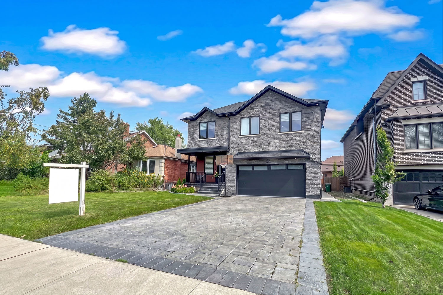 1560 W Slaughter Ln — photo 1